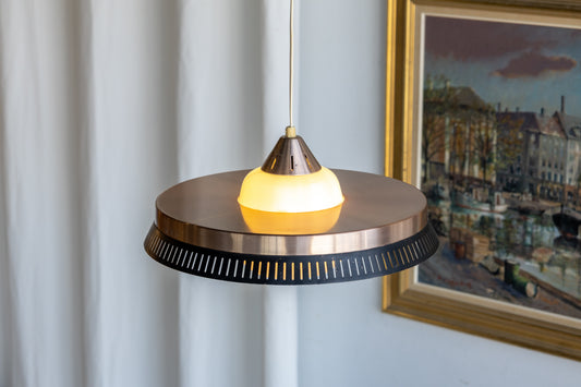 Bent Karlby｜Lyfa 飛碟吊燈 OLDANMARK