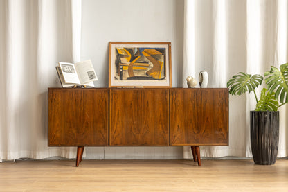 丹麥 柚木 玻璃滑門小邊櫃 (副本) OLDANMARK