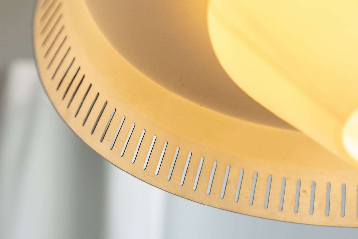 Bent Karlby｜Lyfa 飛碟吊燈 OLDANMARK