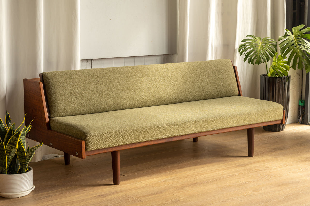 Hans J. Wegner GE6 沙發床 OLDANMARK