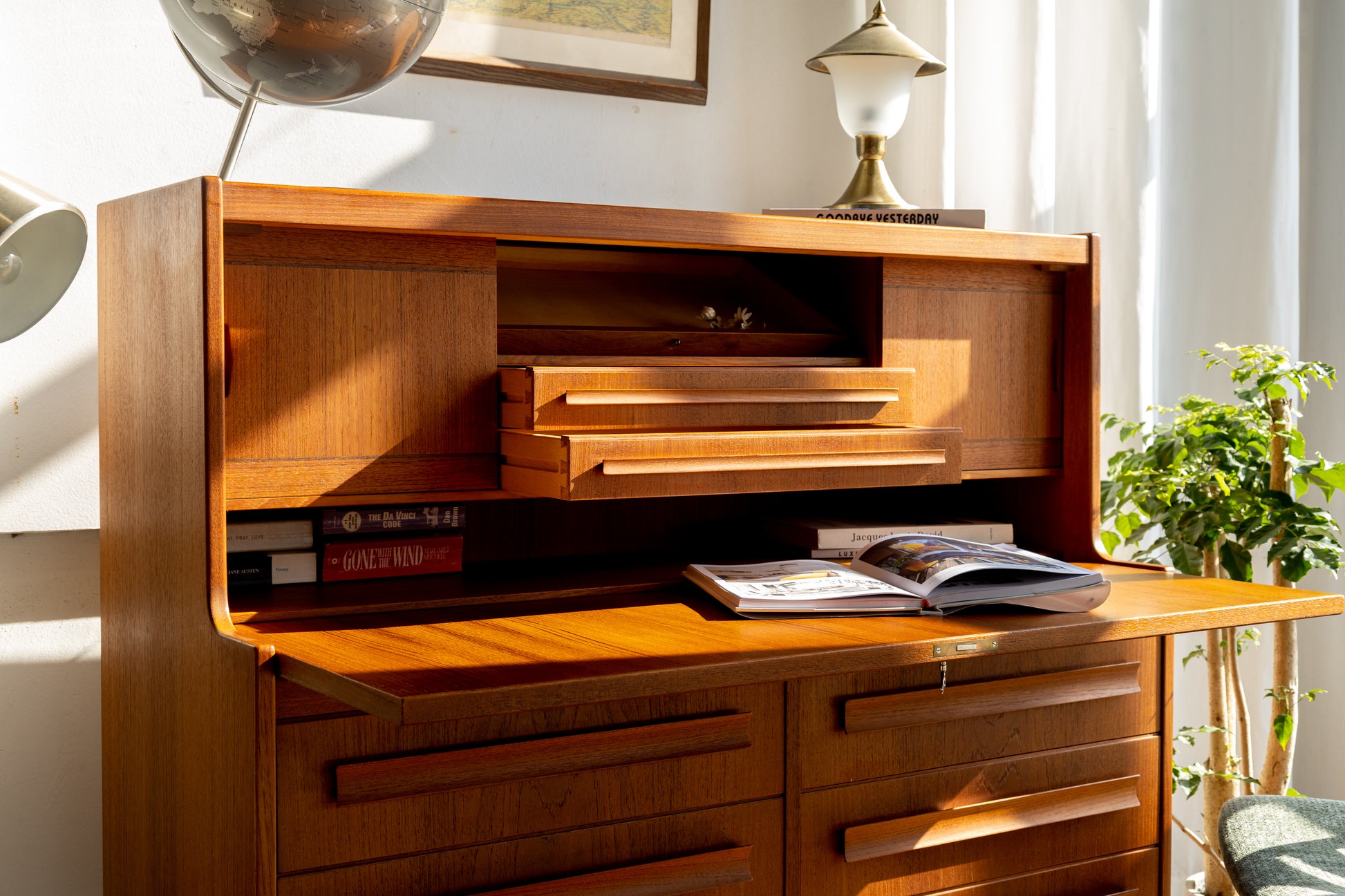 丹麥 現代風 柚木 六抽 下翻式 寫字櫃 OLDANMARK