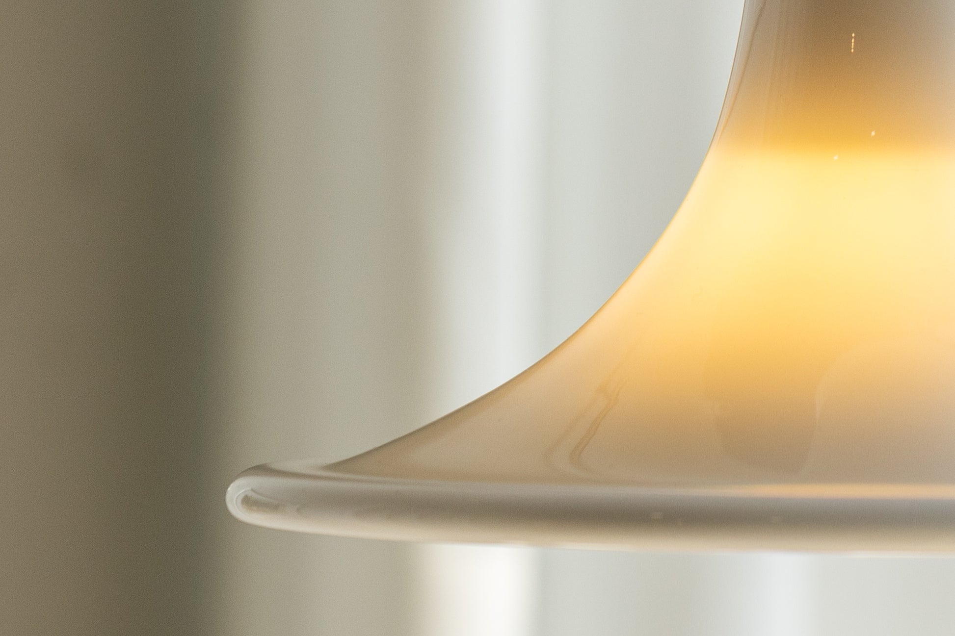 Royal Copenhagen Mandarin 白玉玻璃吊燈 OLDANMARK