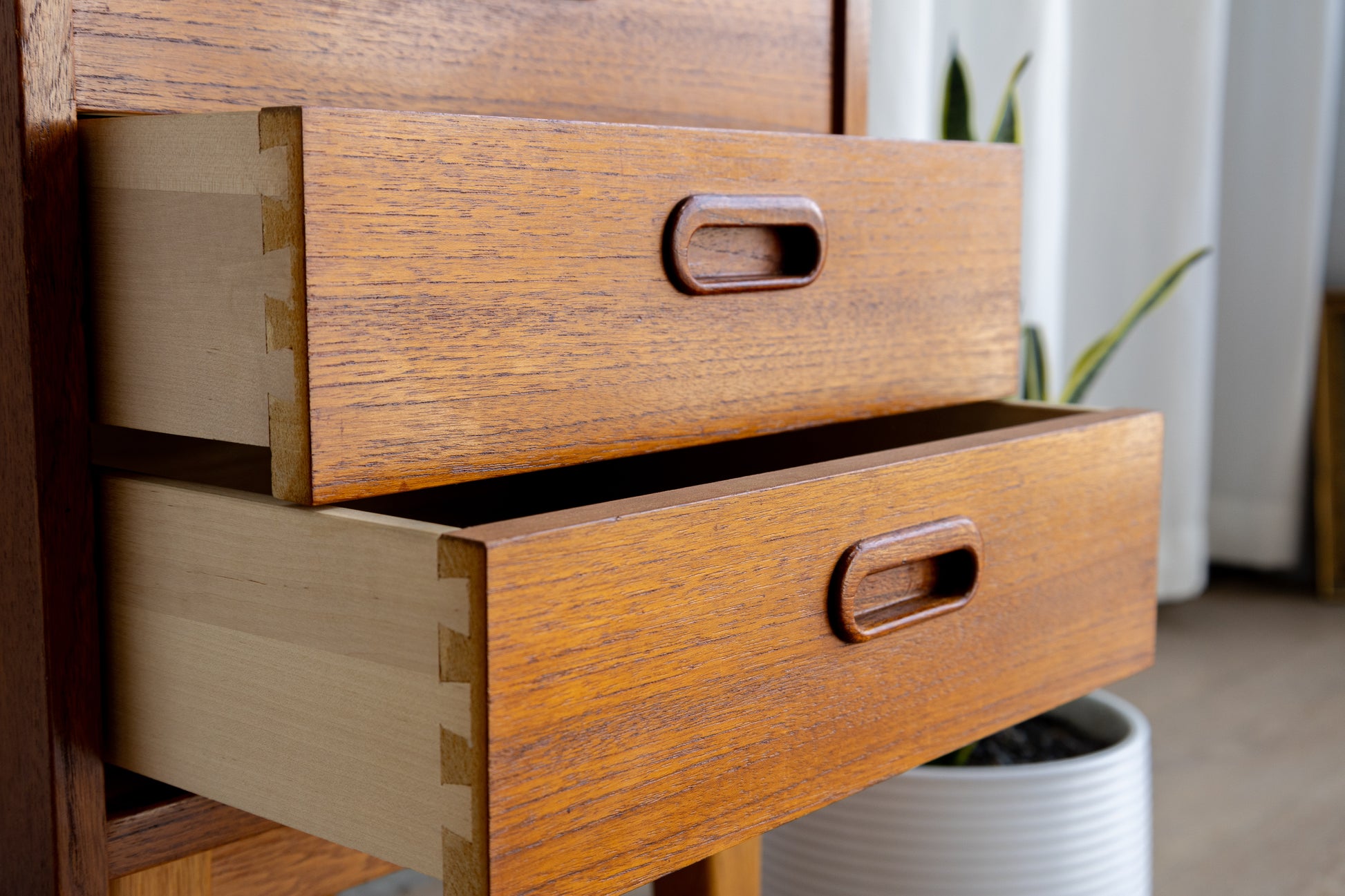 瑞典 中世紀 柚木 四抽 床頭櫃 OLDANMARK