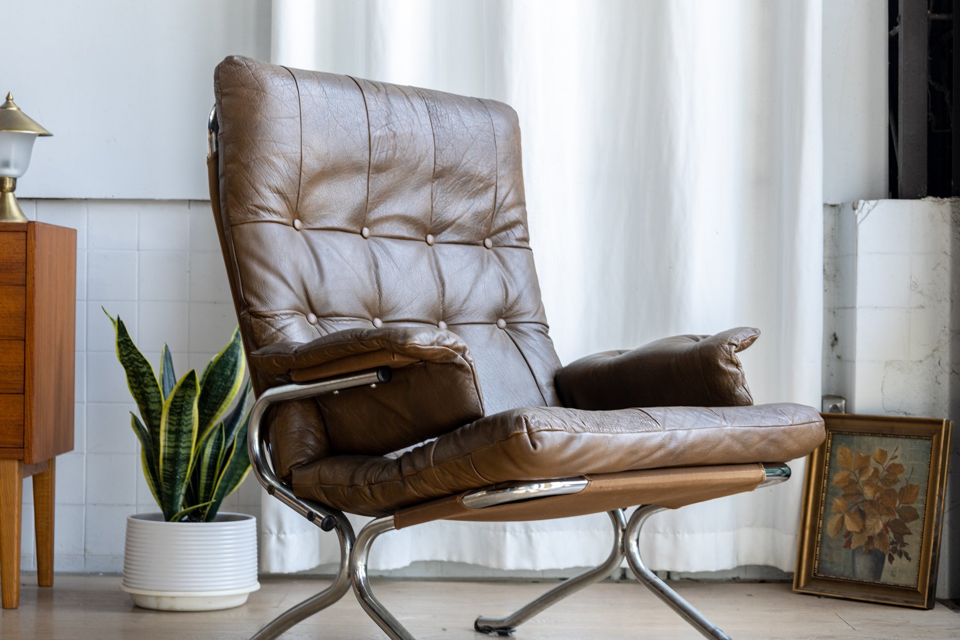 丹麥 現代風 鋼管 皮革 高背休閒椅 OLDANMARK