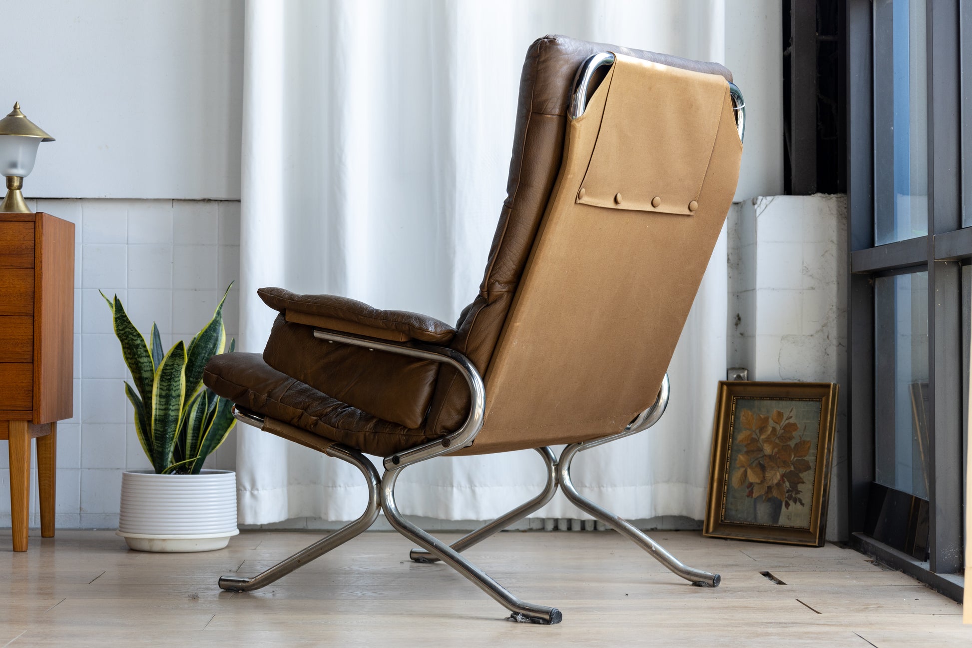 丹麥 現代風 鋼管 皮革 高背休閒椅 OLDANMARK