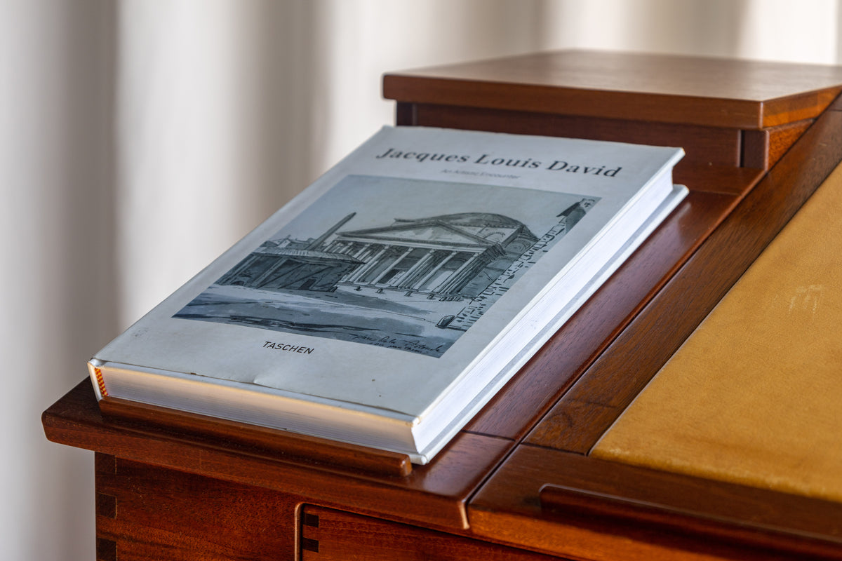 丹麥 黃銅 移動式書報架 (副本) OLDANMARK