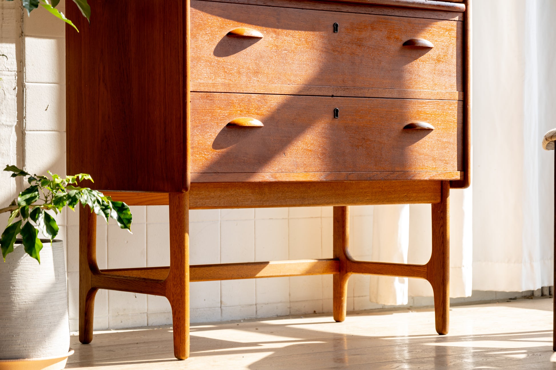 丹麥 現代風 柚木 雙層 寫字櫃 OLDANMARK