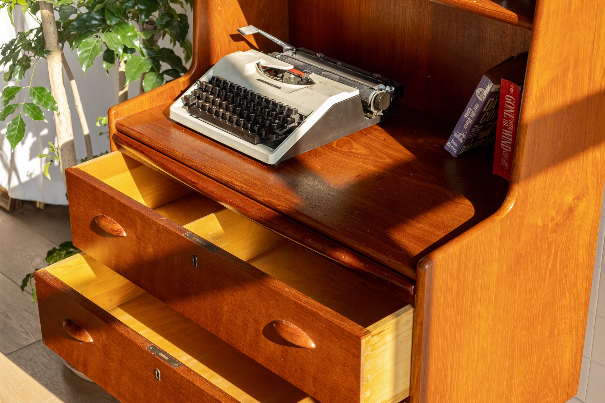 丹麥 現代風 柚木 雙層 寫字櫃 OLDANMARK