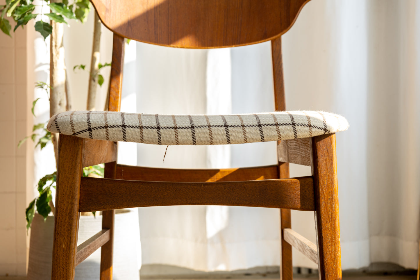 丹麥 中世紀 柚木 格紋 餐椅 OLDANMARK