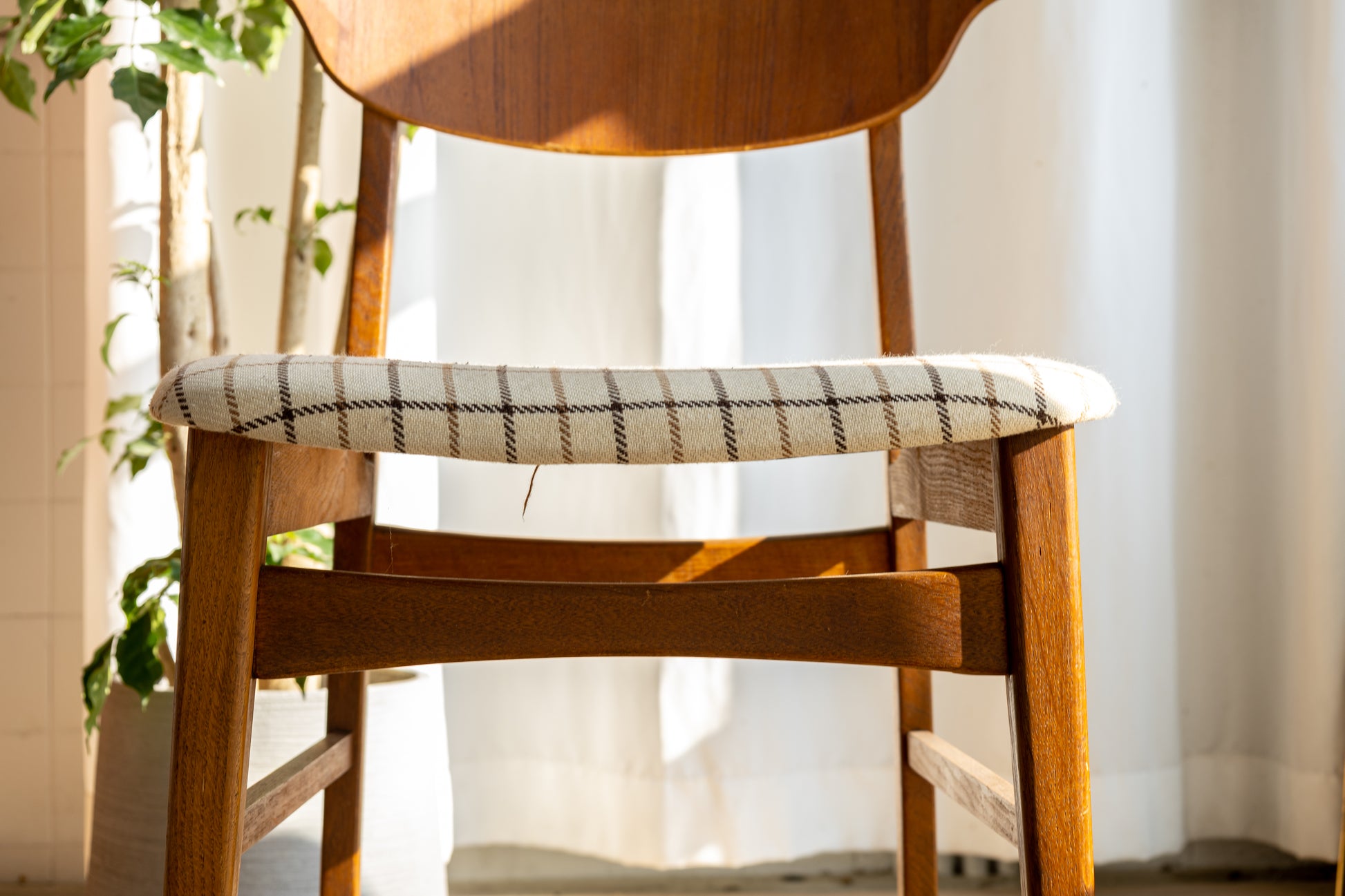 丹麥 中世紀 柚木 格紋 餐椅 OLDANMARK