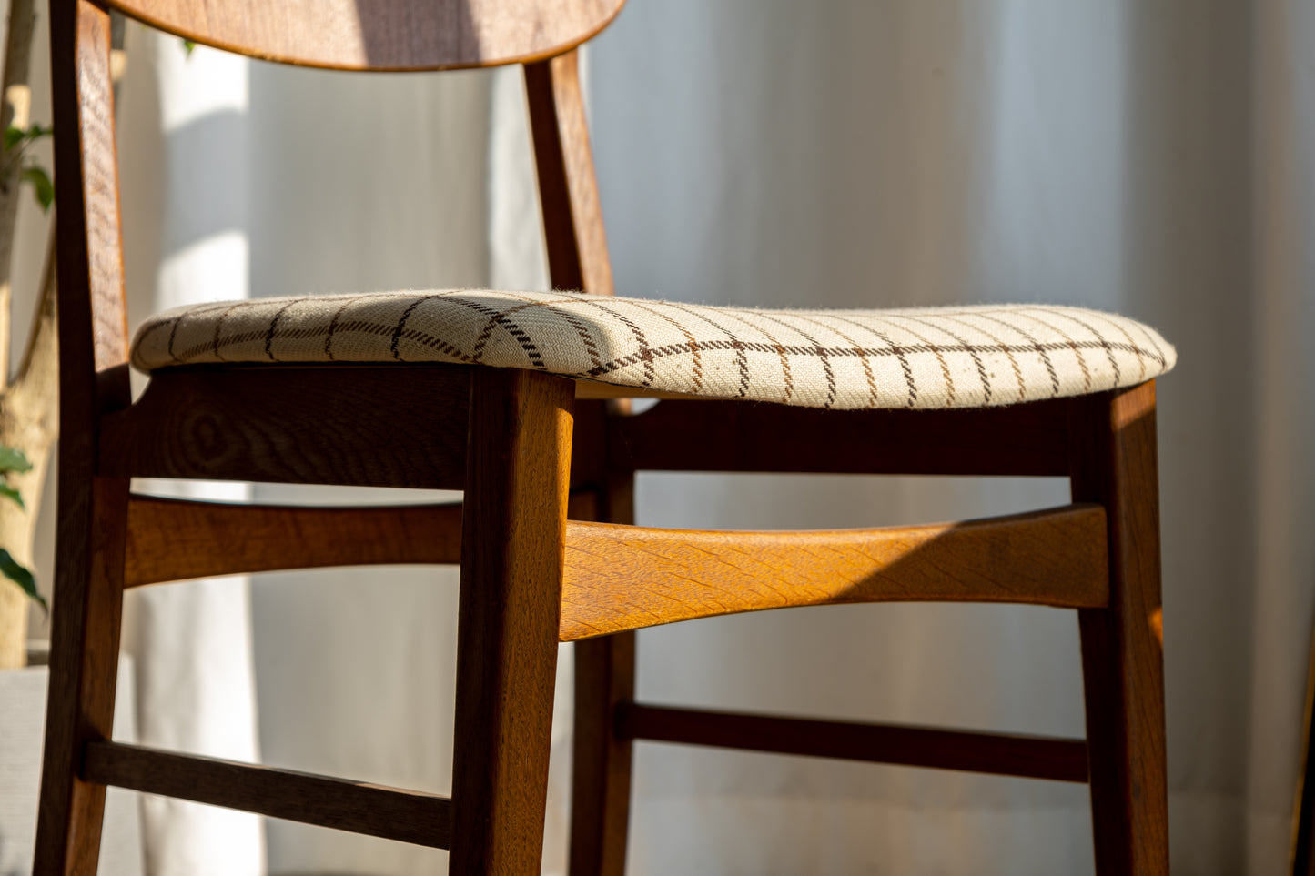 丹麥 中世紀 柚木 格紋 餐椅 OLDANMARK