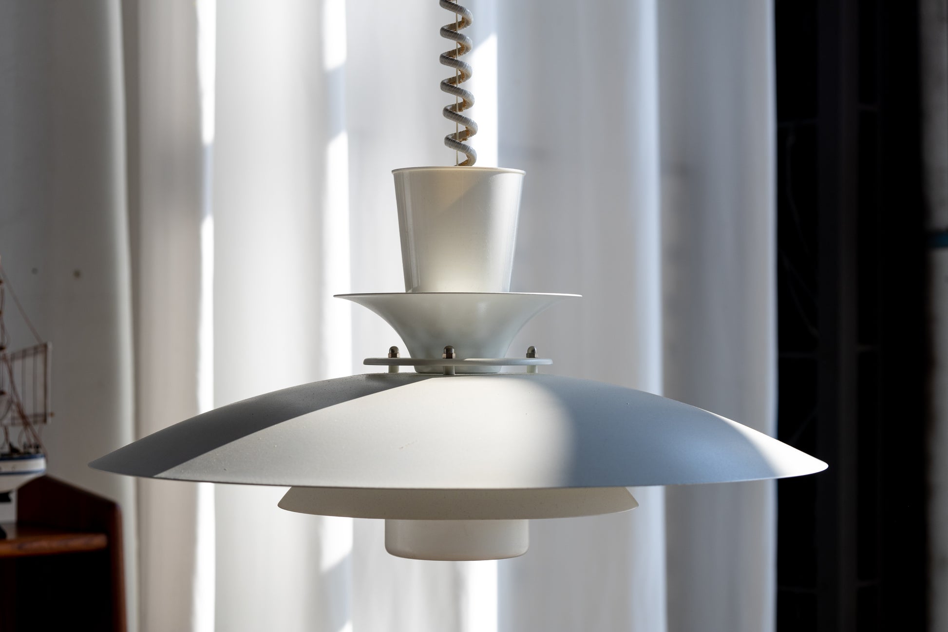 丹麥 多層次 白色 圓弧 吊燈 OLDANMARK