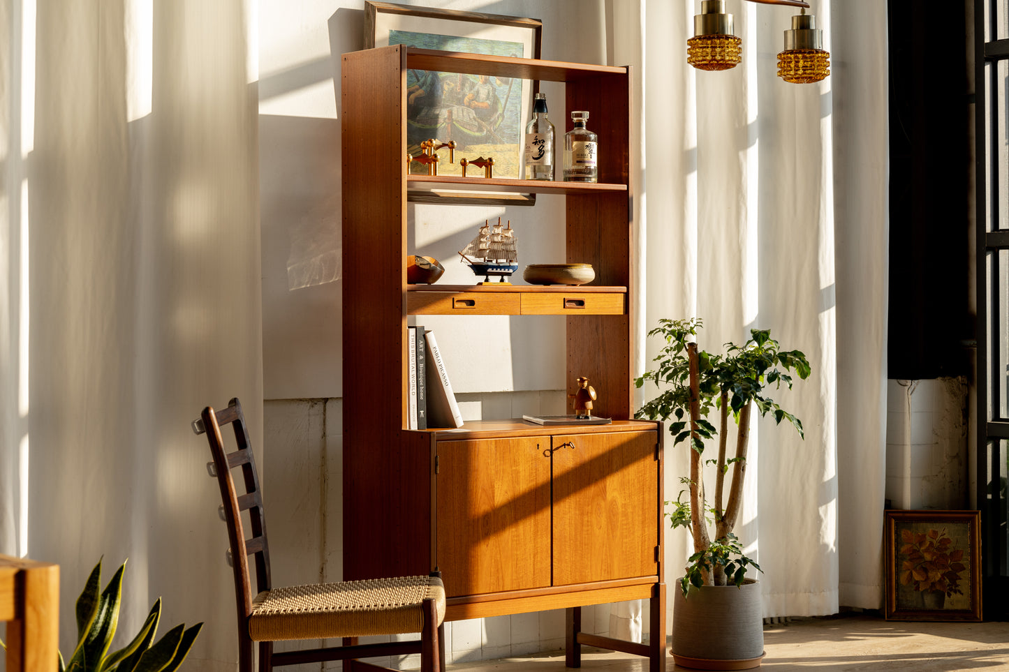 Skaraborgs Möbelindustri 瑞典 柚木 展示櫃 OLDANMARK