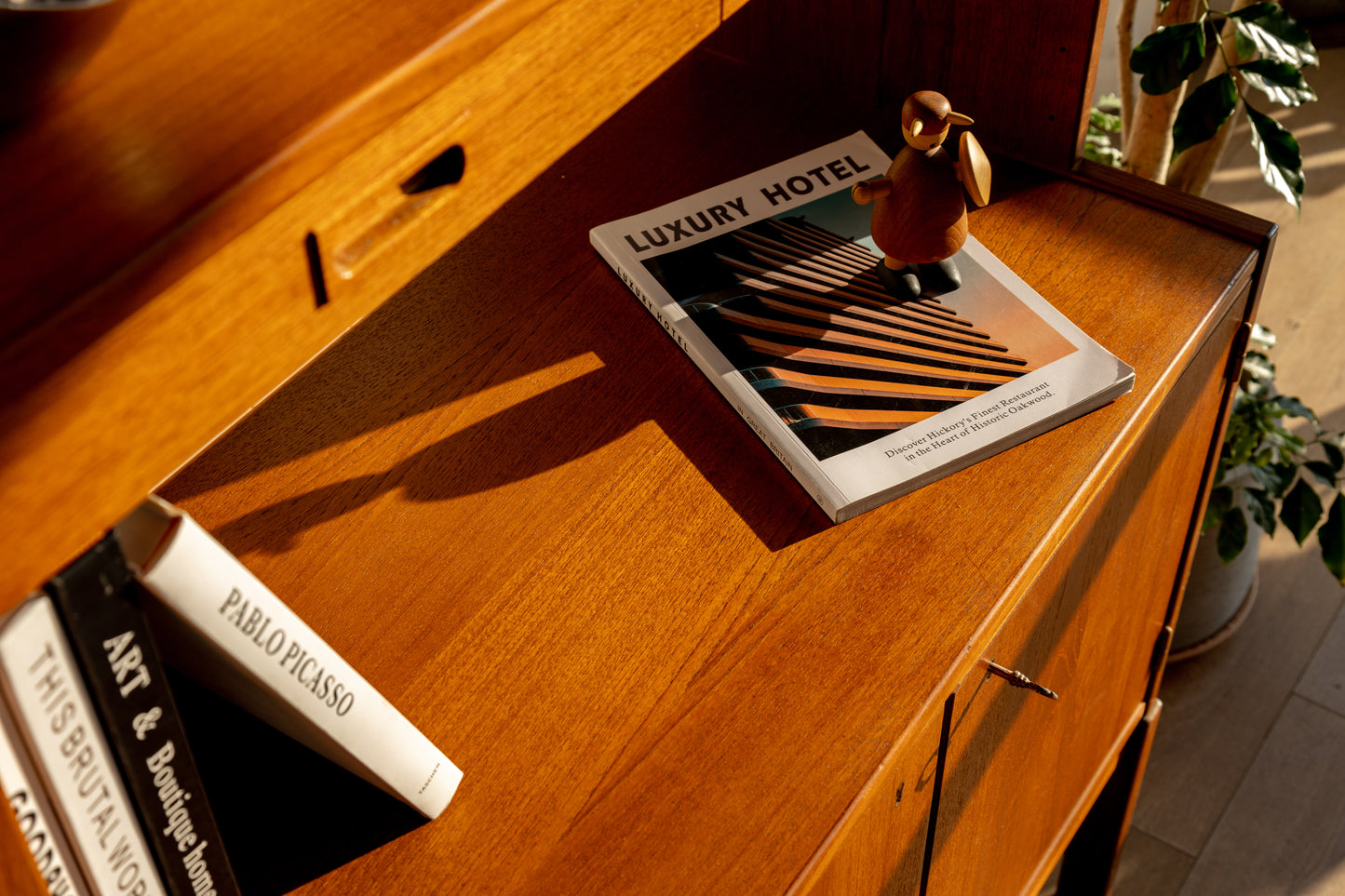 Skaraborgs Möbelindustri 瑞典 柚木 展示櫃 OLDANMARK