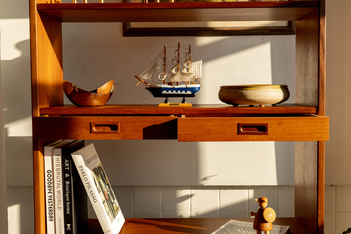 Skaraborgs Möbelindustri 瑞典 柚木 展示櫃 OLDANMARK