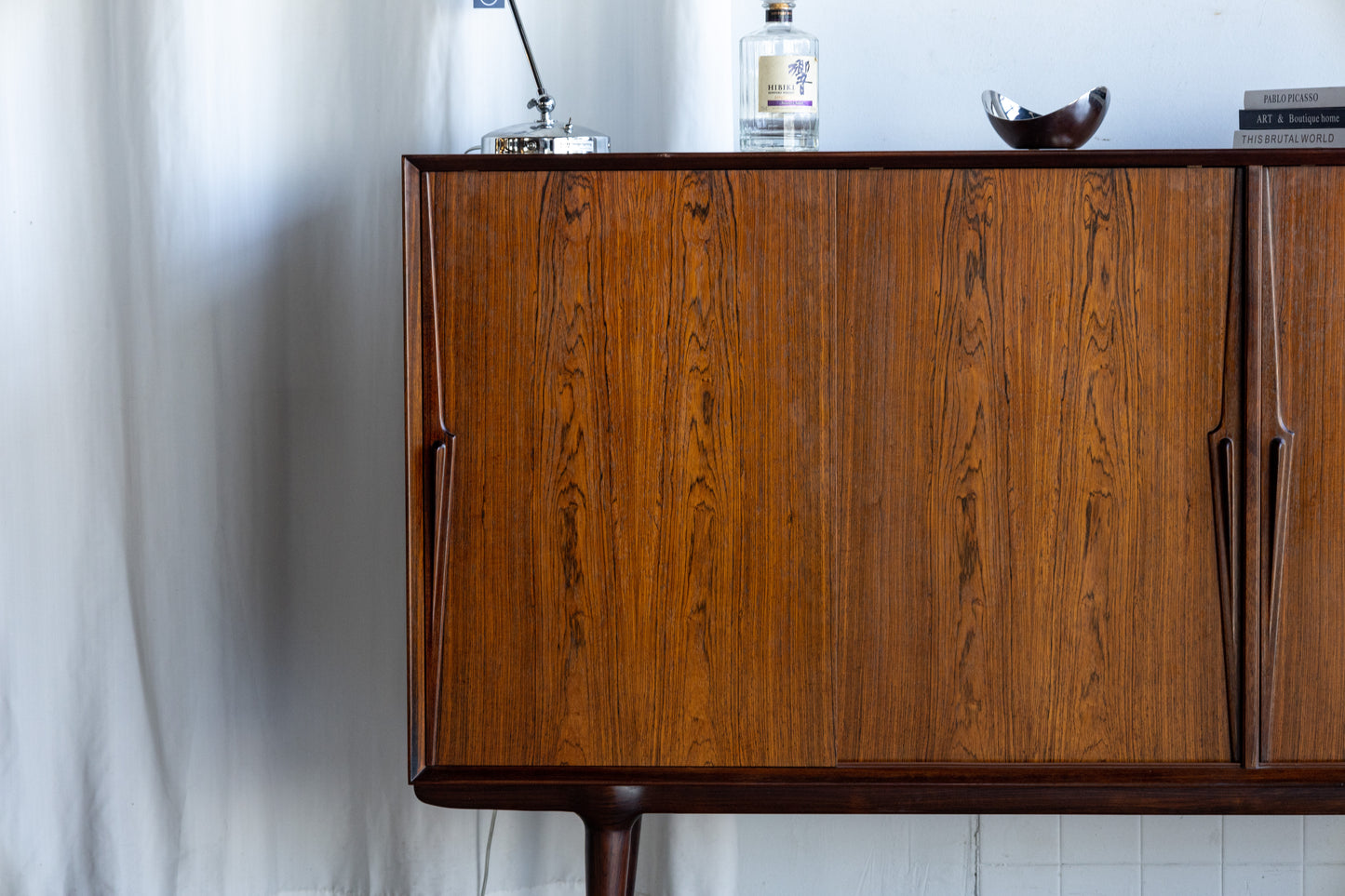 Gunni Omann Model 19 丹麥玫瑰木邊櫃 OLDANMARK