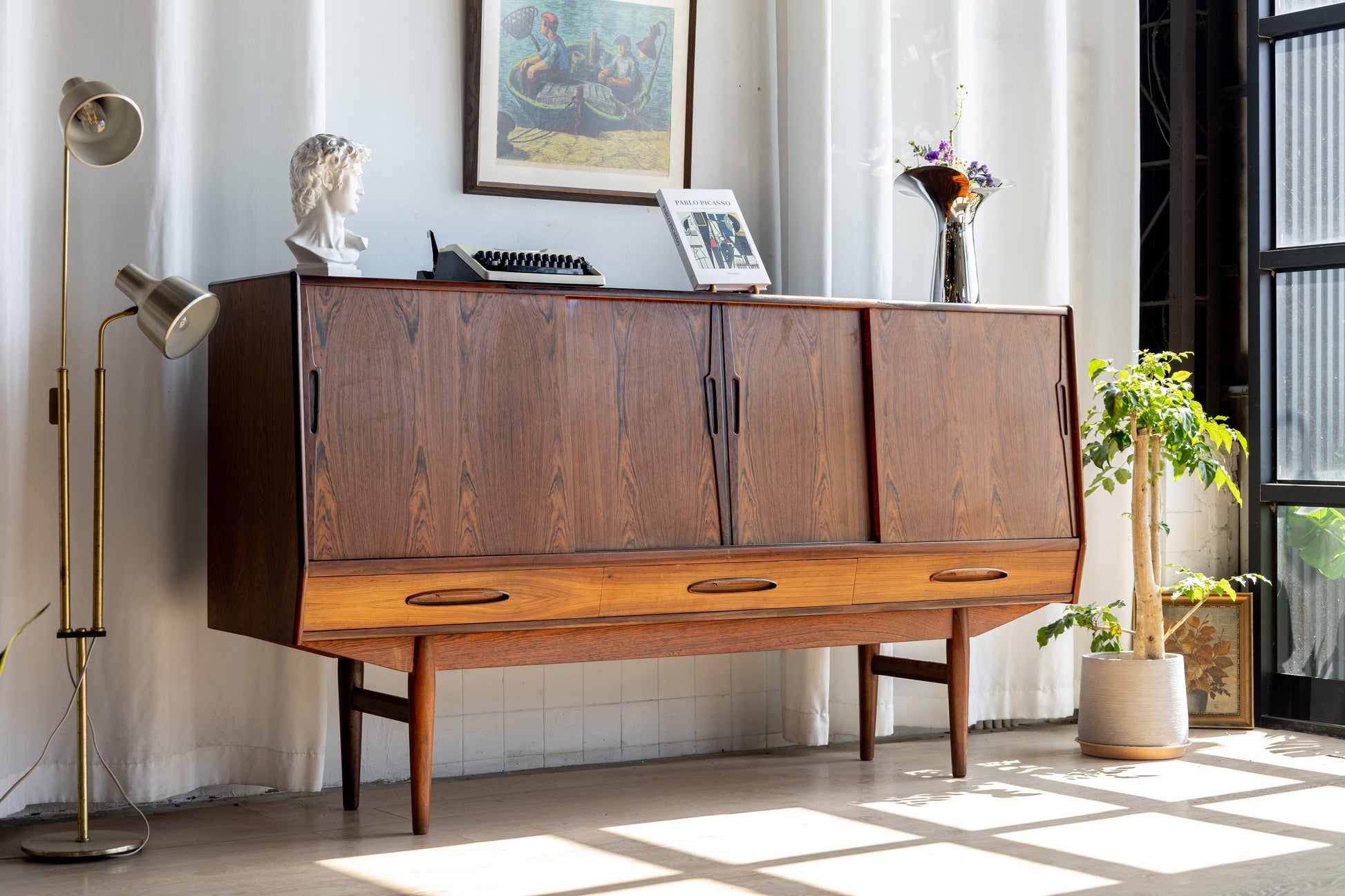 Herning Furniture 丹麥玫瑰木高邊櫃 OLDANMARK