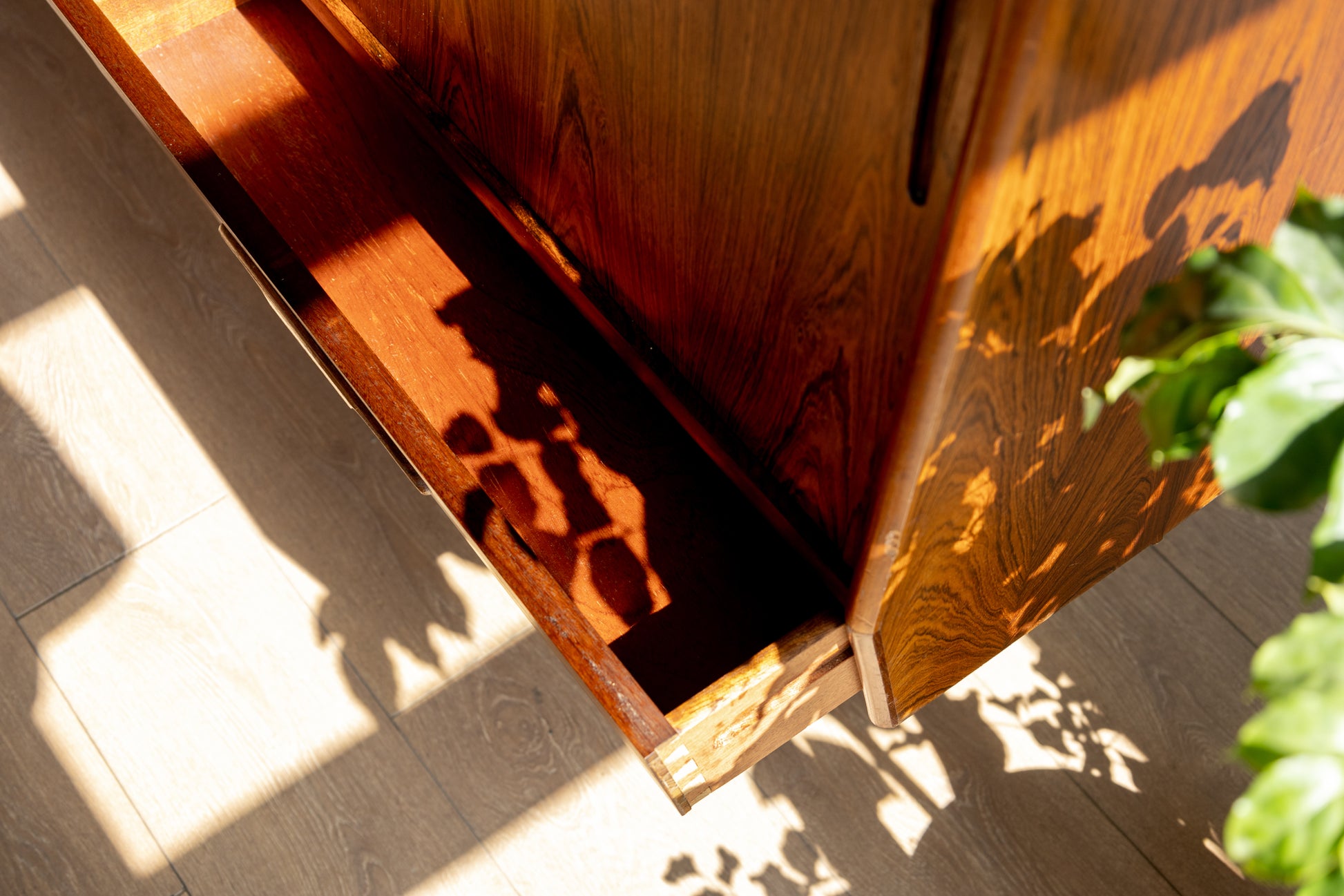 Herning Furniture 丹麥玫瑰木高邊櫃 OLDANMARK