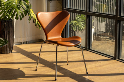 Fritz Hansen Series 7 #Cognac Leather OLDANMARK