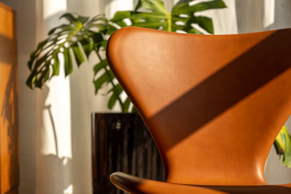 Fritz Hansen Series 7 #Cognac Leather OLDANMARK