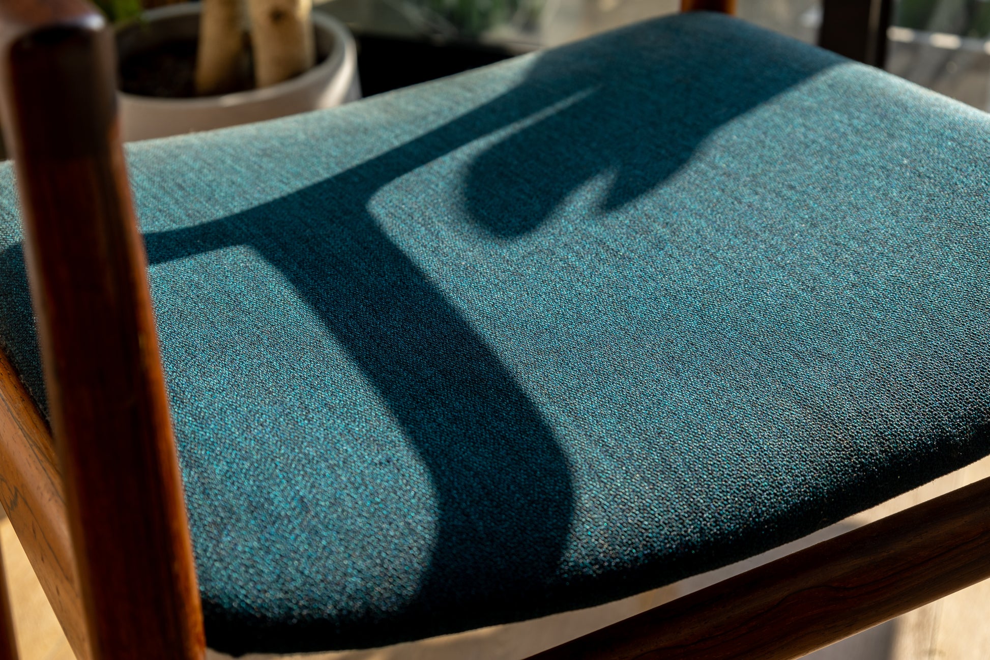 Johannes Nørgaard Model 152 玫瑰木扶手椅 OLDANMARK