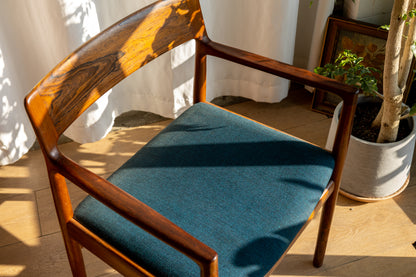 Johannes Nørgaard Model 152 玫瑰木扶手椅 OLDANMARK