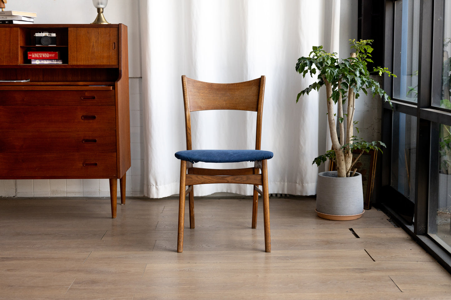 丹麥 柚木 弧形背板 餐椅 OLDANMARK