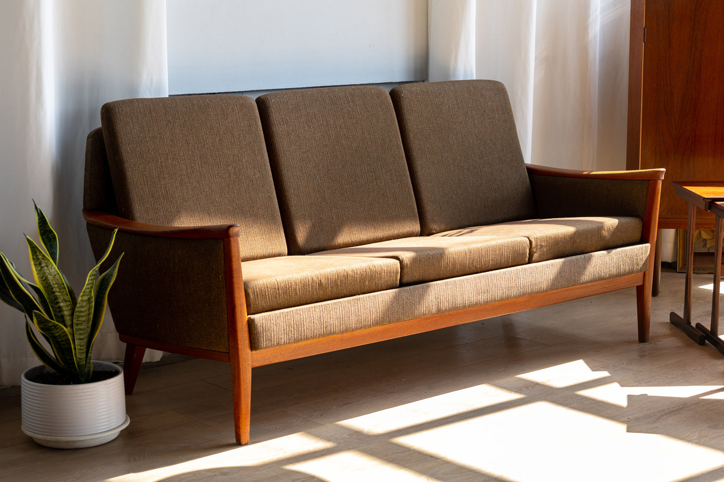 丹麥 現代 柚木 三人座沙發 OLDANMARK