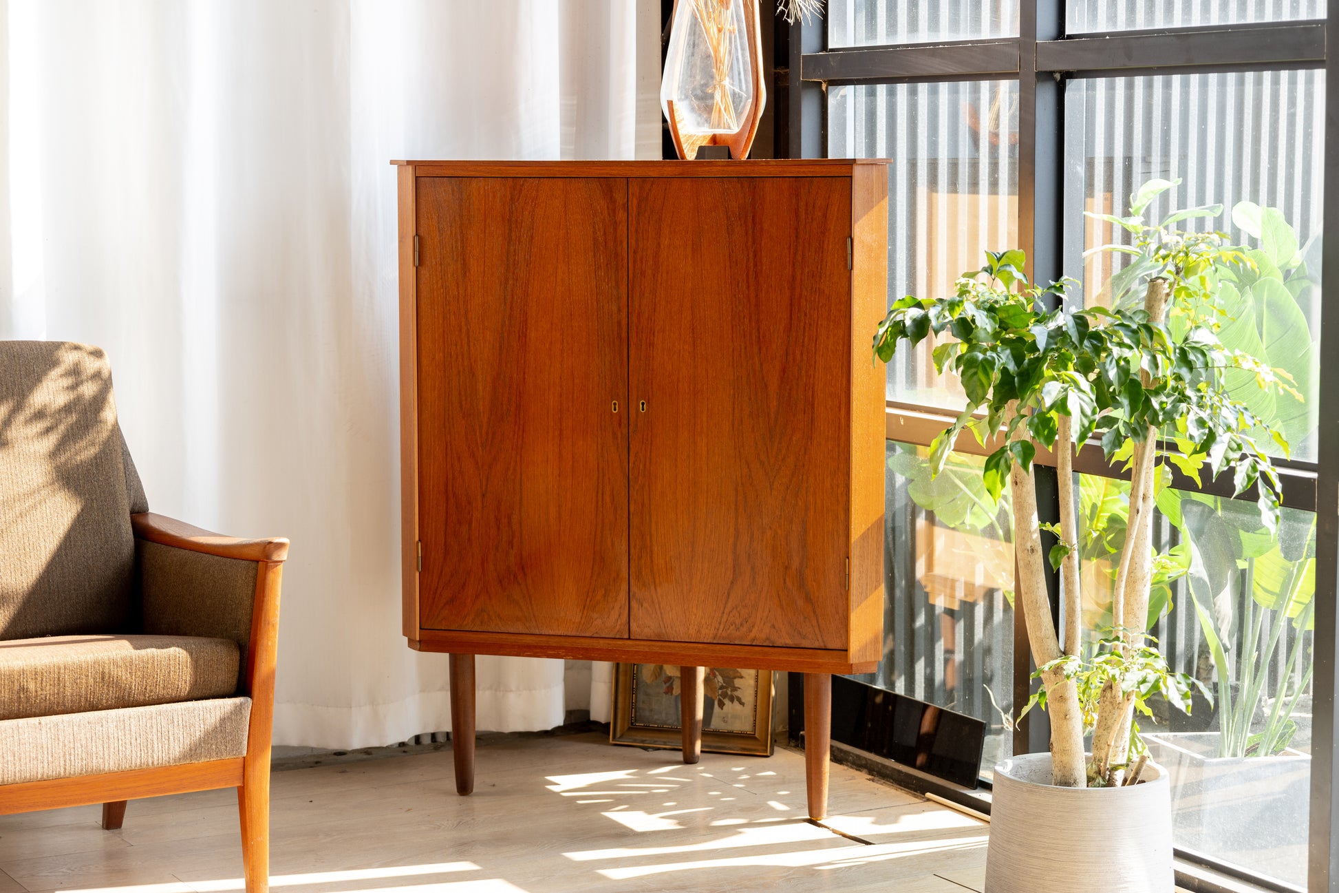 丹麥 現代 柚木 雙門 轉角櫃 OLDANMARK