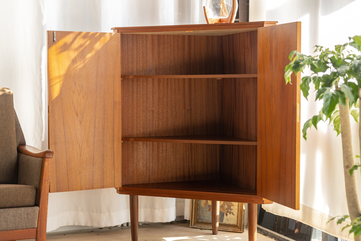 丹麥 現代 柚木 雙門 轉角櫃 OLDANMARK