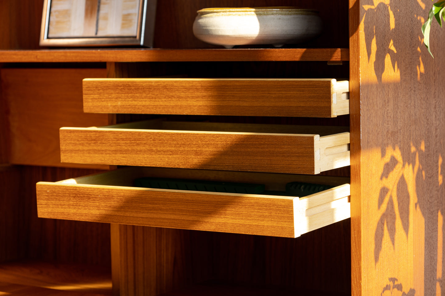 丹麥 柚木 多功能 展示邊櫃 OLDANMARK