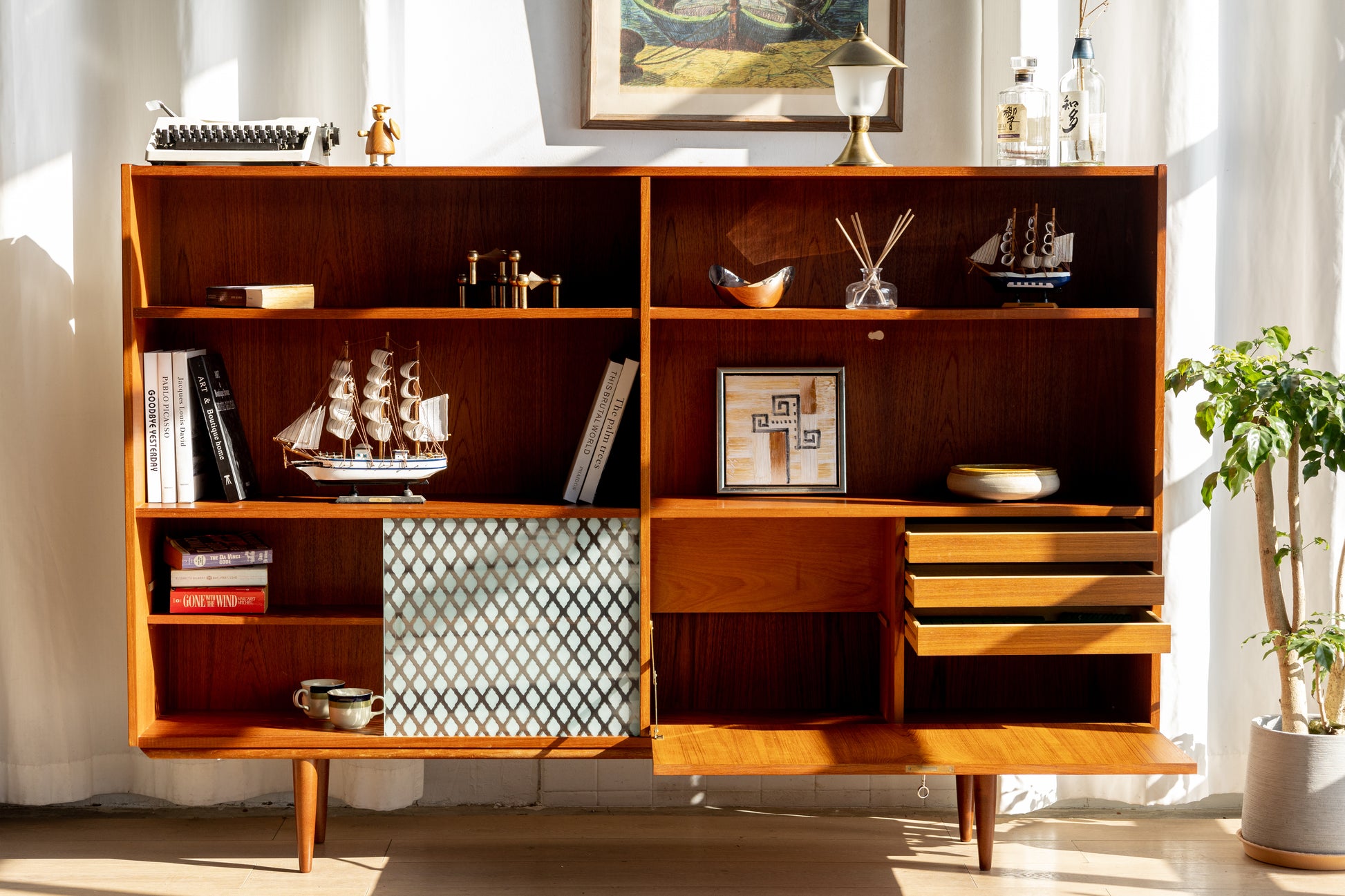 丹麥 柚木 多功能 展示邊櫃 OLDANMARK