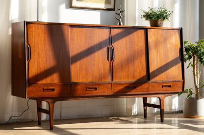 Børge Seindal 丹麥 柚木 長型邊櫃 OLDANMARK