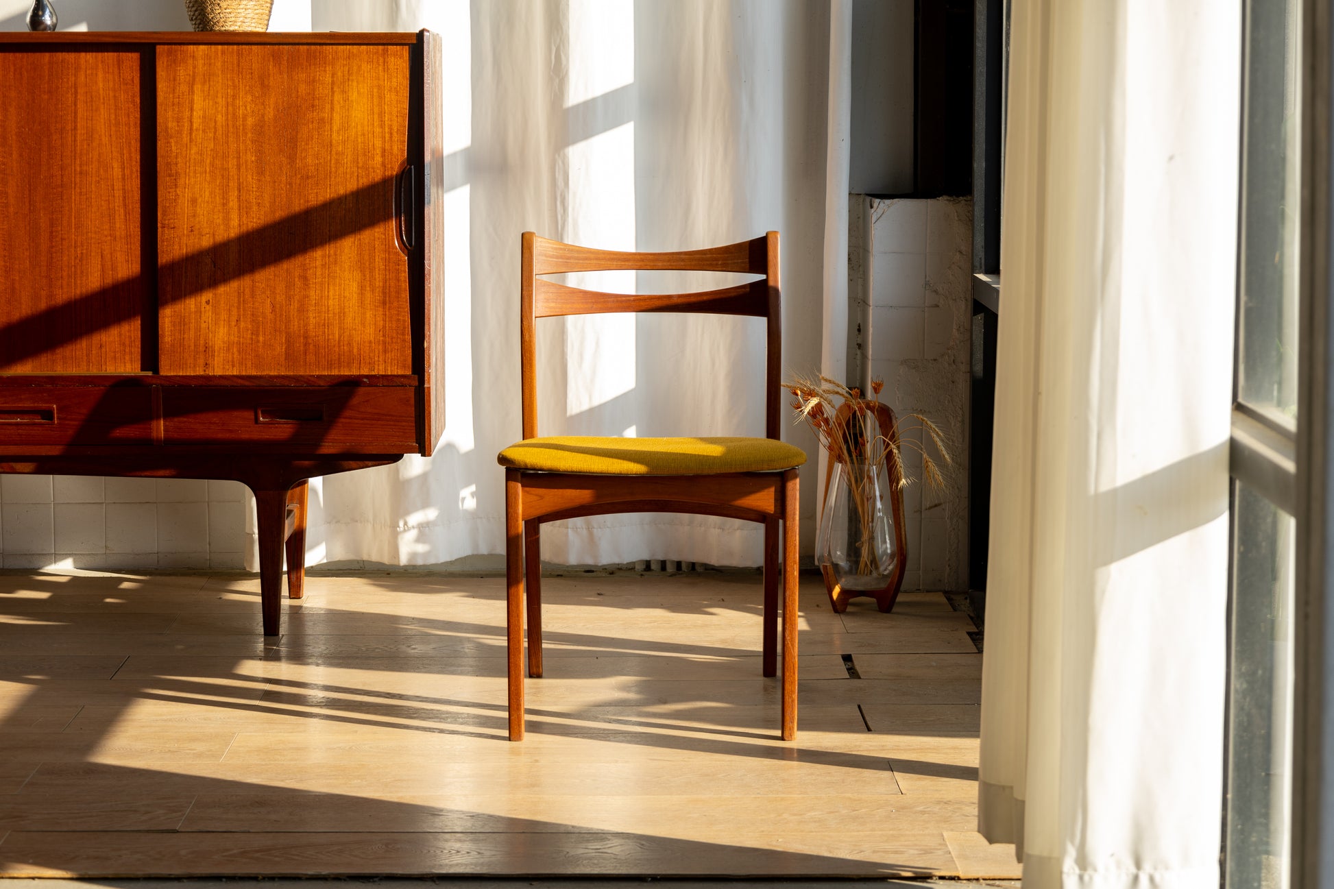 Sven Ellekaer 丹麥柚木餐椅 OLDANMARK