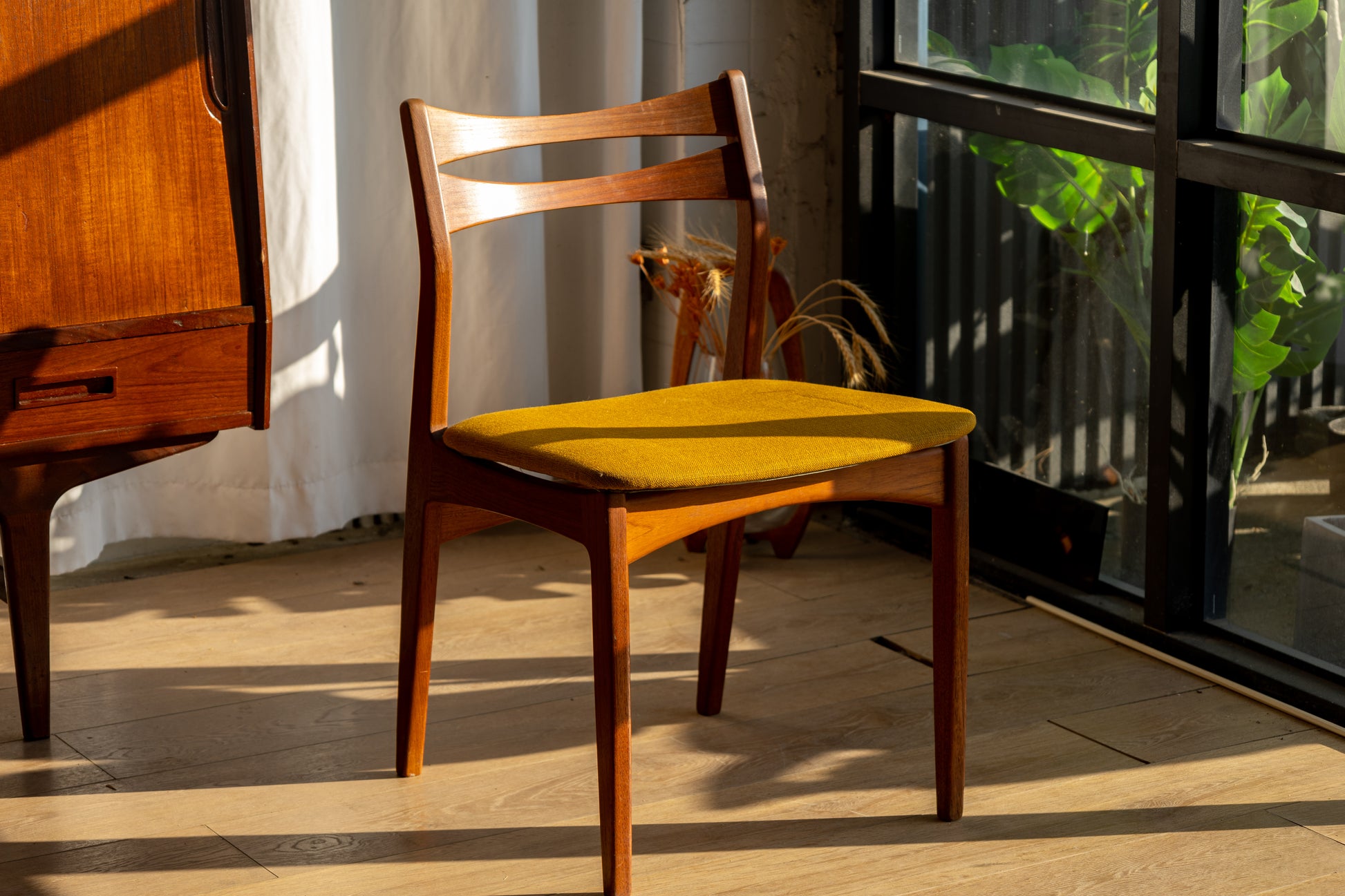 Sven Ellekaer 丹麥柚木餐椅 OLDANMARK