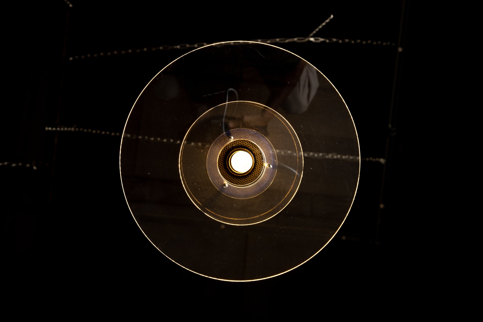 Design Light A/S｜Space Age 壓克力吊燈 OLDANMARK