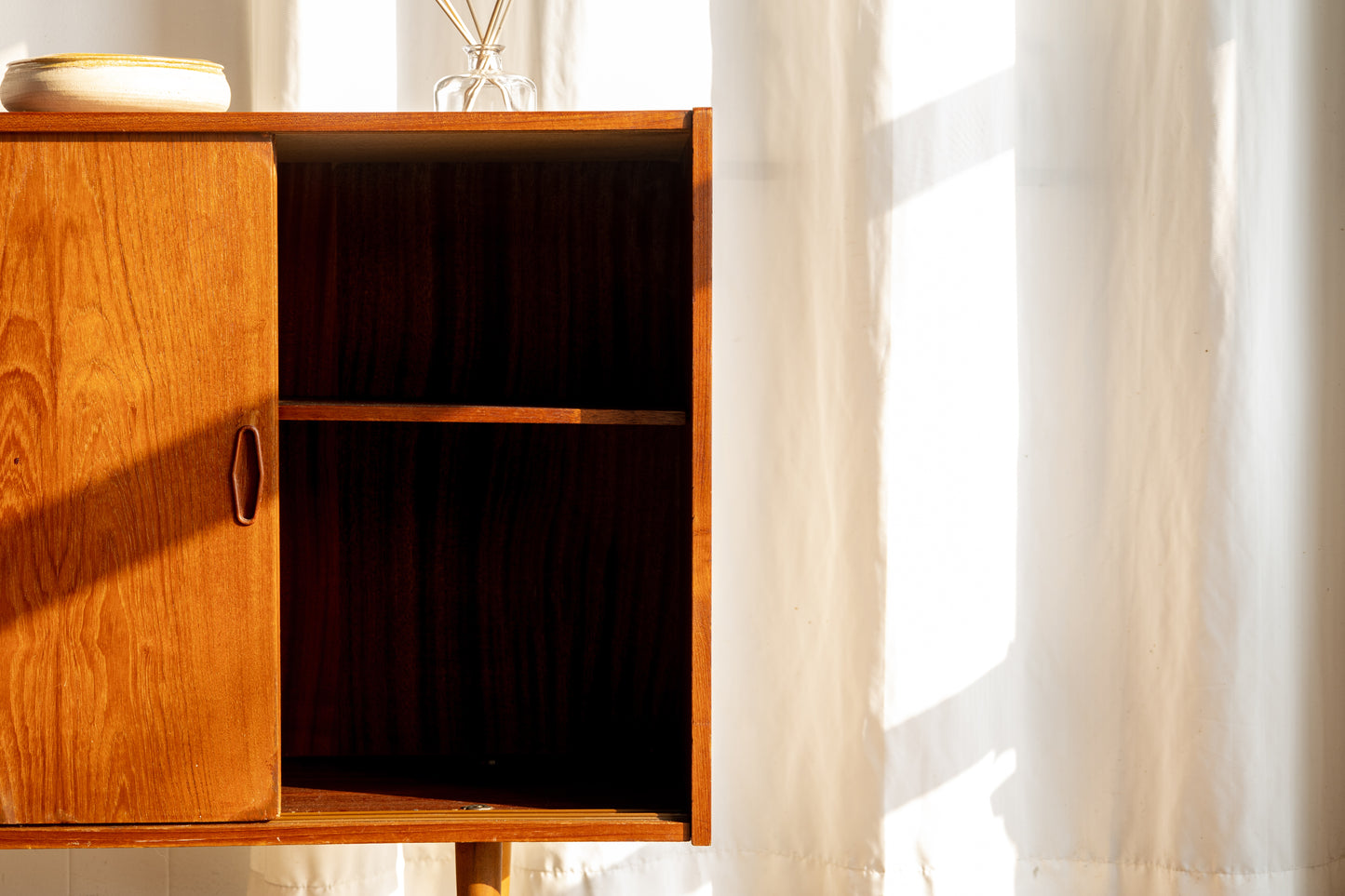 丹麥 柚木 長型 拉門 邊櫃 OLDANMARK