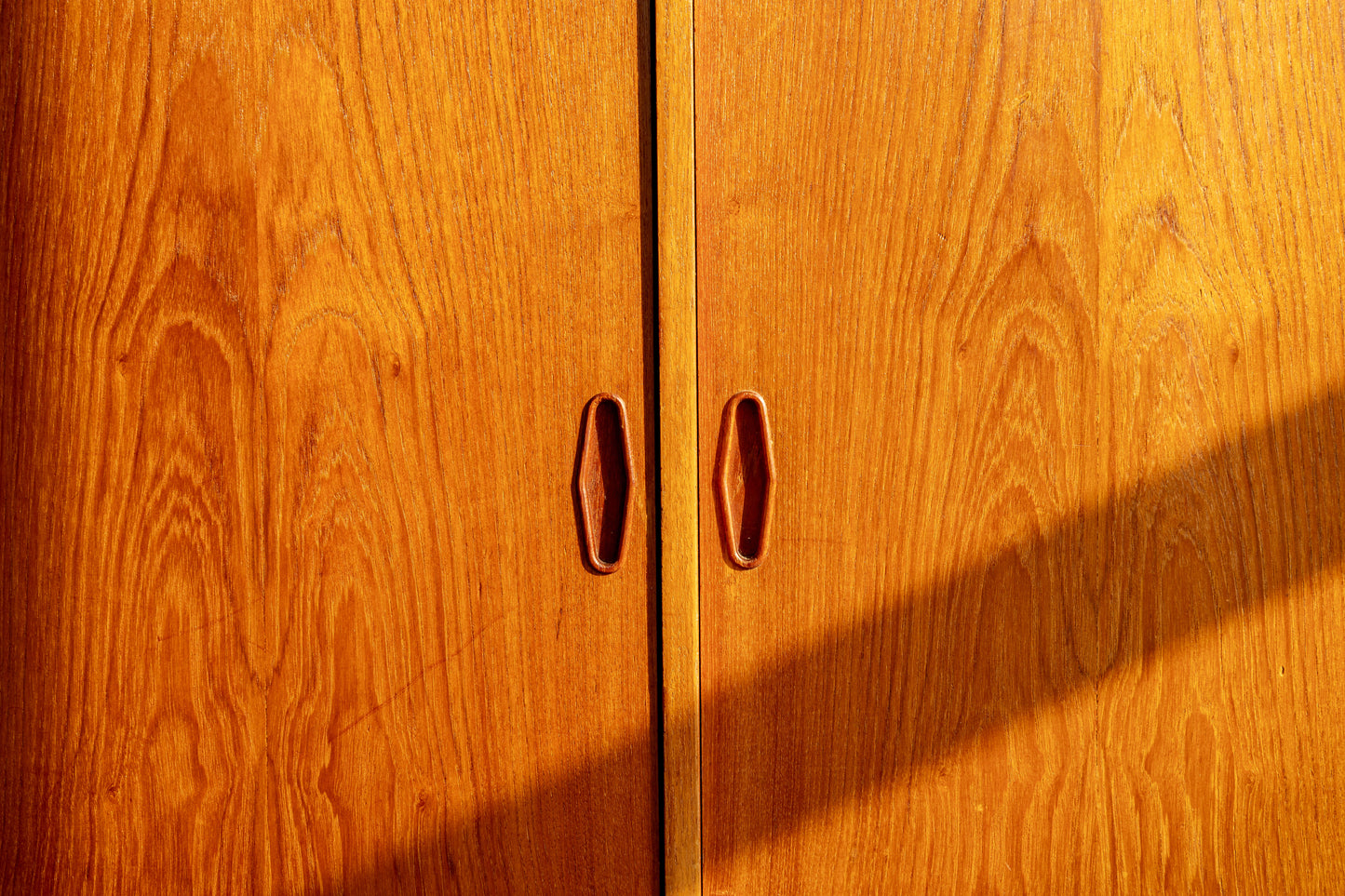 丹麥 柚木 長型 拉門 邊櫃 OLDANMARK