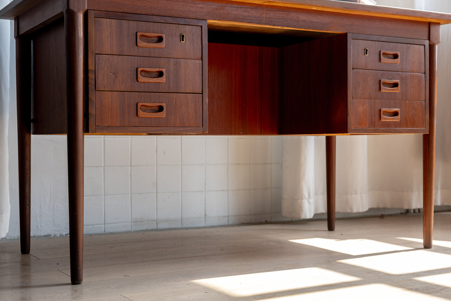 丹麥 柚木 雙邊抽屜 辦公桌 OLDANMARK