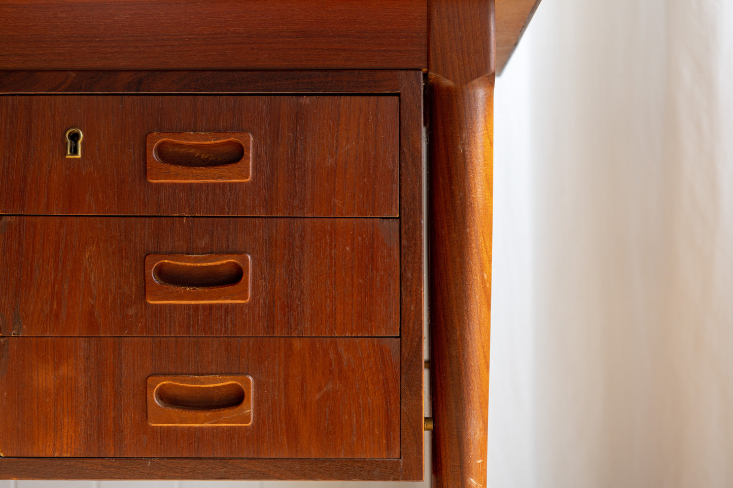 丹麥 柚木 雙邊抽屜 辦公桌 OLDANMARK