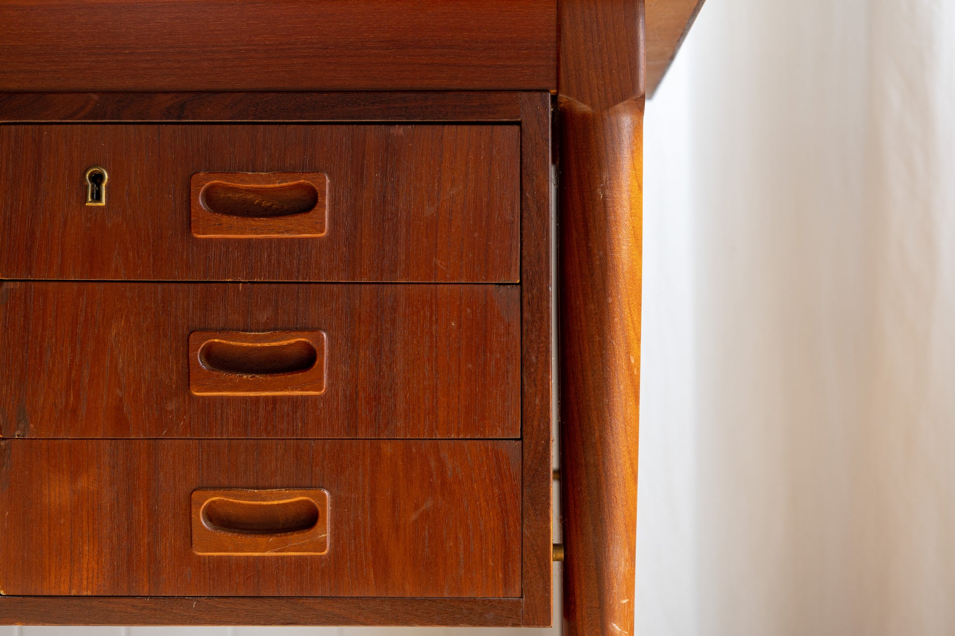 丹麥 柚木 雙邊抽屜 辦公桌 OLDANMARK