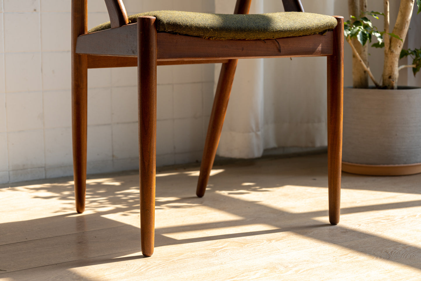 Kai Kristiansen Model 31 餐椅/綠絨布 OLDANMARK