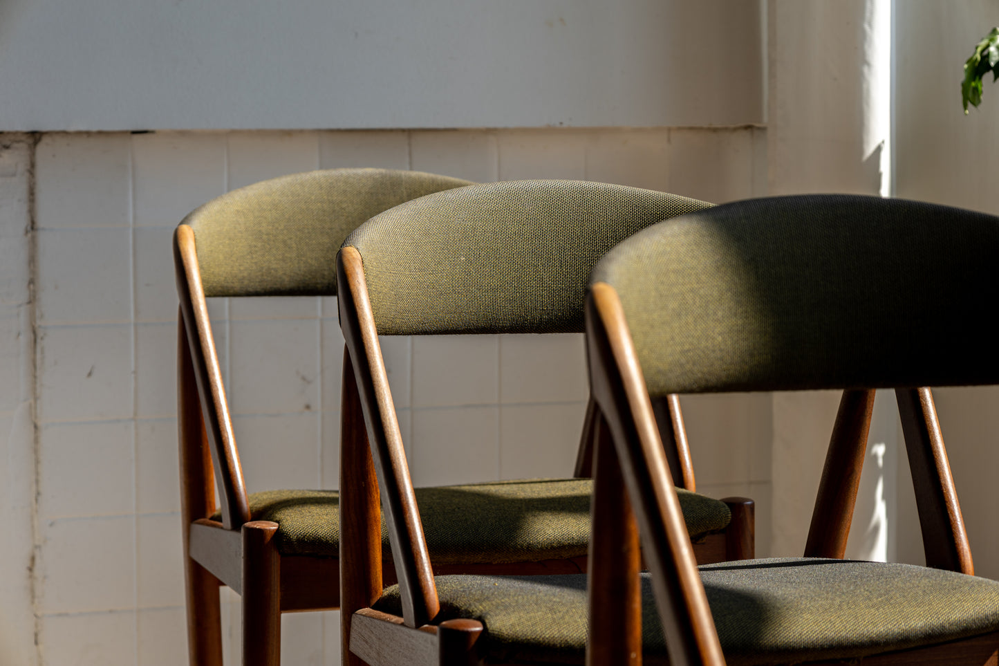 Kai Kristiansen Model 31 餐椅/綠絨布 OLDANMARK