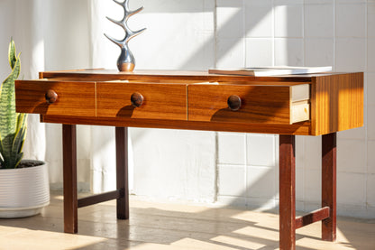 丹麥 柚木 三抽 小邊櫃 OLDANMARK