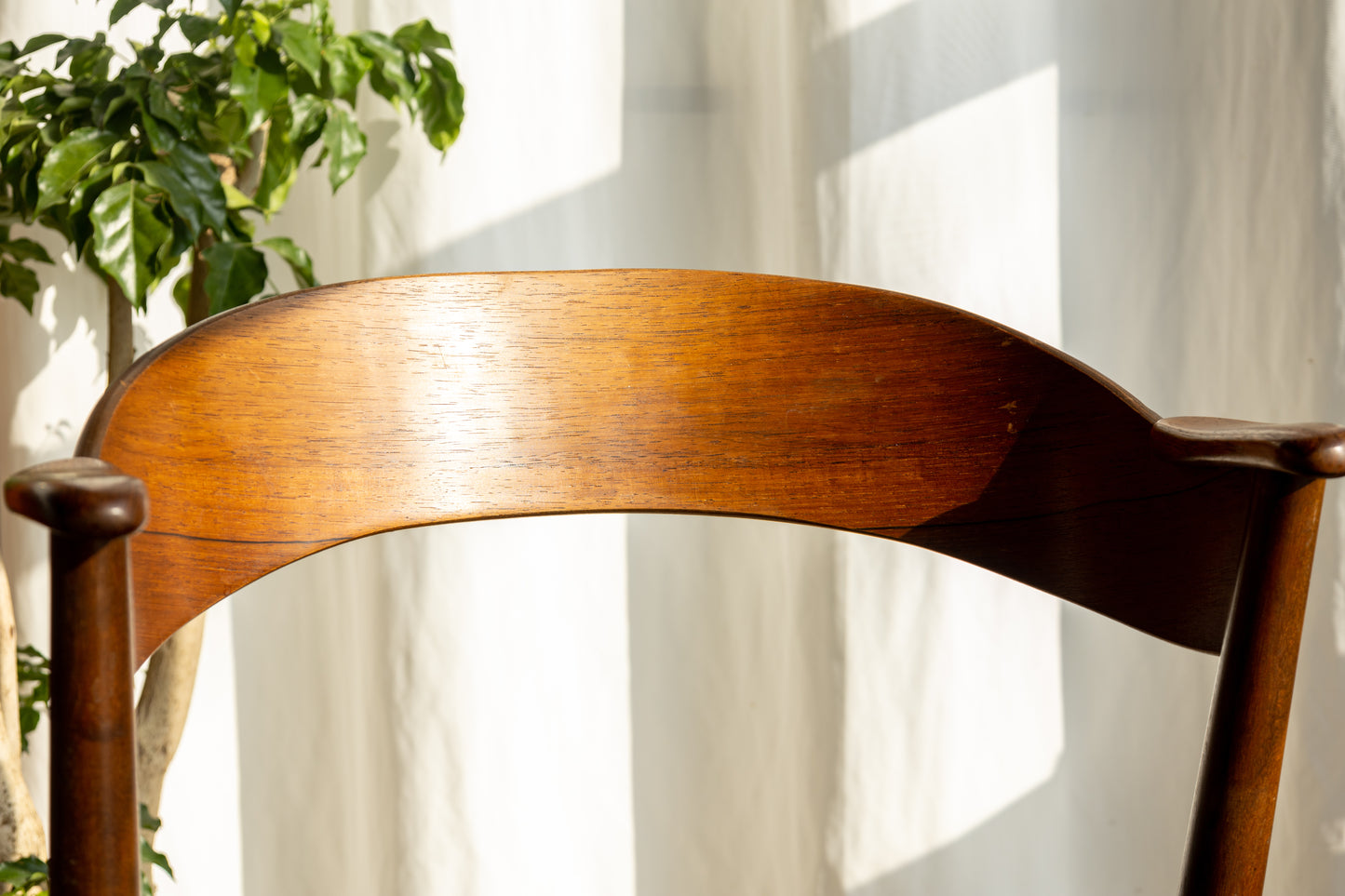 Kai Kristiansen Model 32 柚木扶手餐椅 OLDANMARK