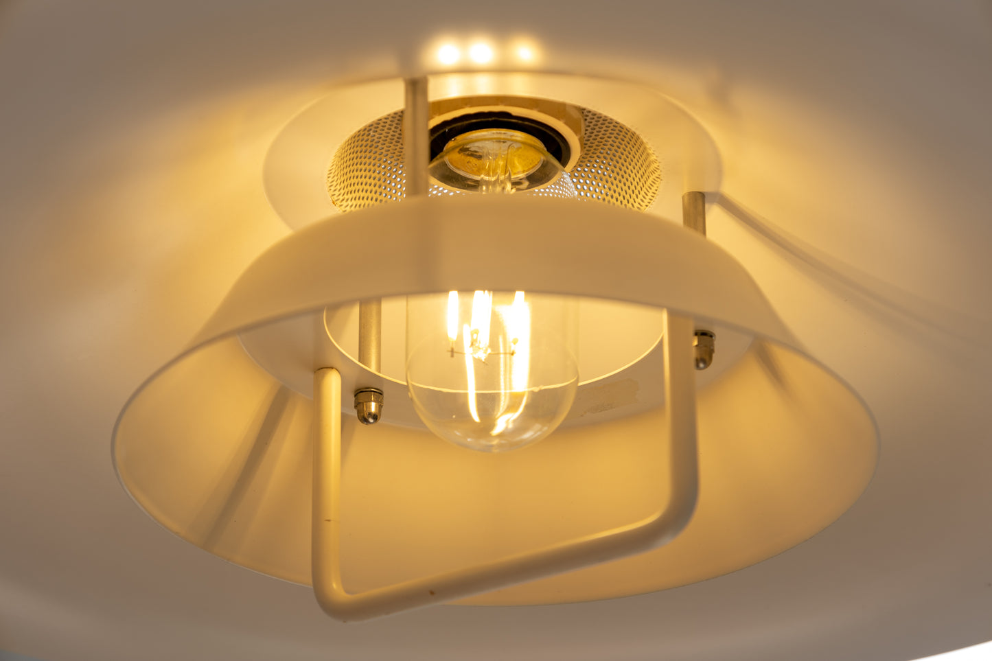 Design Light a/s 丹麥 Bolero 白色吊燈 OLDANMARK