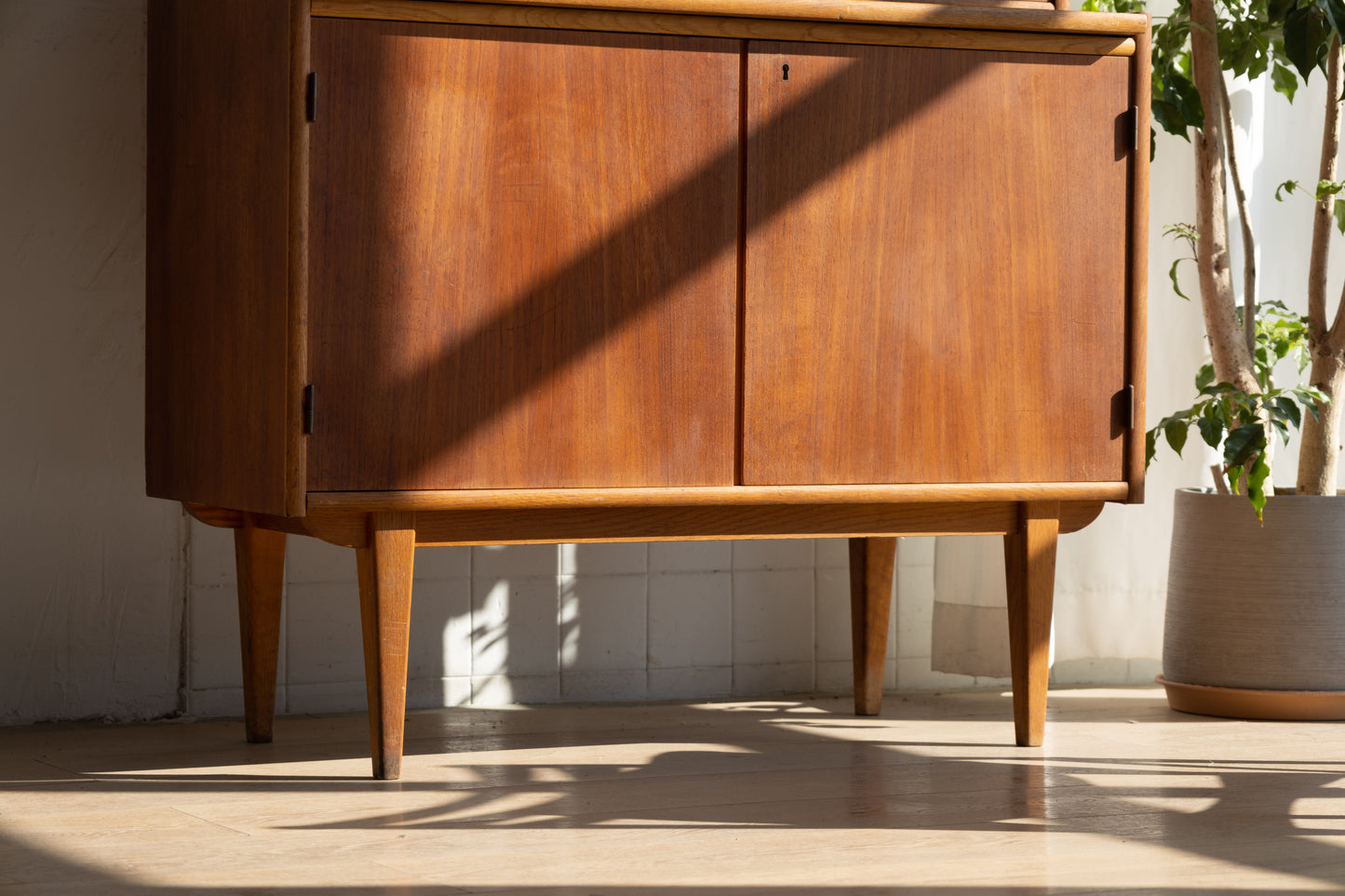 丹麥 柚木 三抽 餐邊展示櫃 OLDANMARK