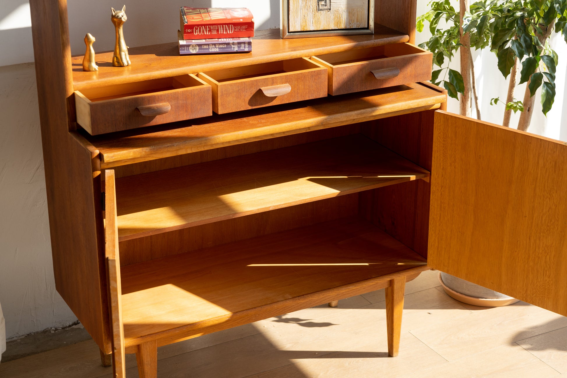 丹麥 柚木 三抽 餐邊展示櫃 OLDANMARK