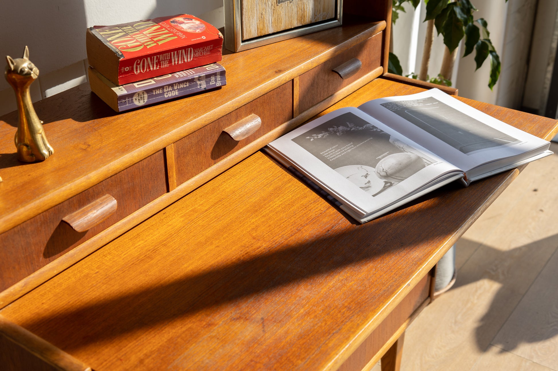 丹麥 柚木 三抽 餐邊展示櫃 OLDANMARK