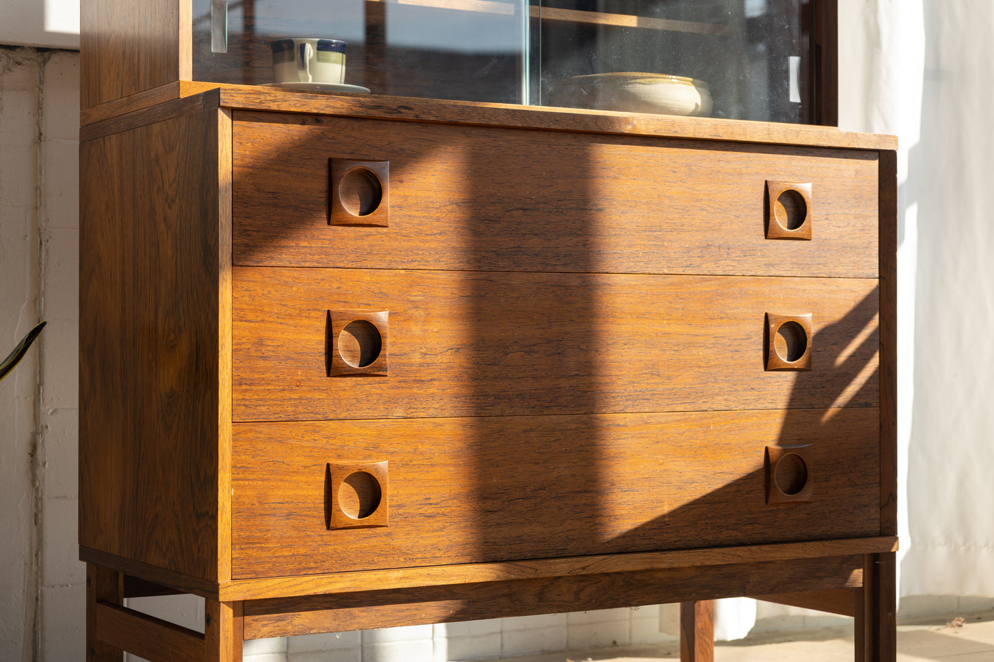 丹麥 玫瑰木 兩件式 玻璃 展示櫃 OLDANMARK